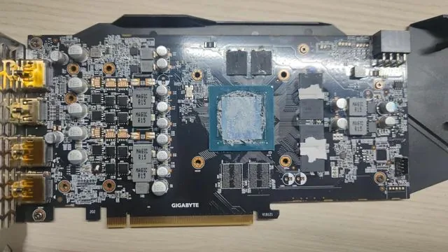 GPU brûlé mauvaise pâte